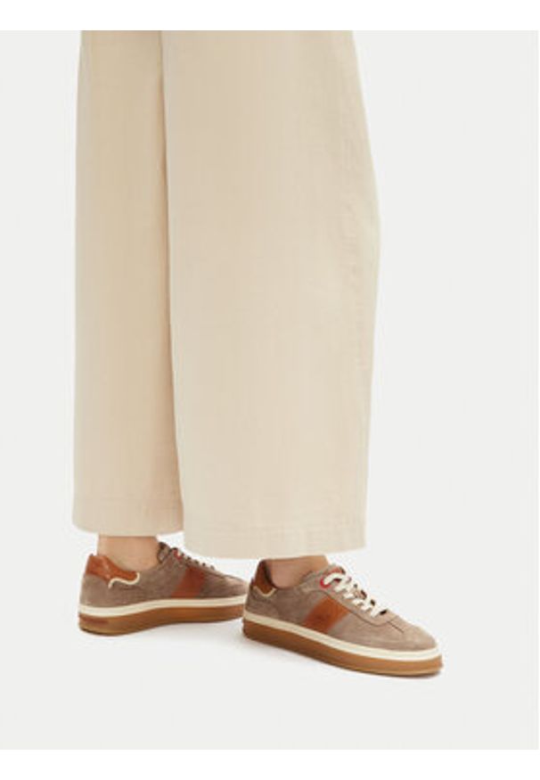 Beverly Hills Polo Club Sneakersy WI34-3410-17438-01 Brązowy. Kolor: brązowy. Materiał: zamsz, skóra