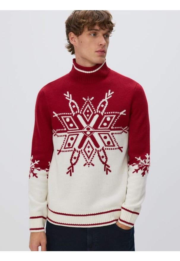 Reserved - Golf ze świątecznym motywem - wielobarwny. Typ kołnierza: golf. Materiał: dzianina. Styl: wizytowy