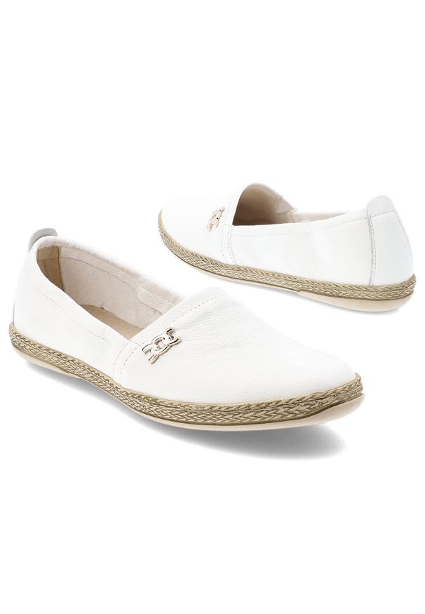 Białe Baleriny Armodo Eleganckie Płaskie Obuwie Damskie. Okazja: na co dzień. Kolor: biały. Materiał: len, jeans, skóra. Wzór: aplikacja. Sezon: lato. Styl: elegancki