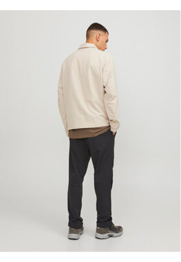 Jack & Jones - Jack&Jones Spodnie materiałowe Velo 12248997 Czarny Relaxed Fit. Kolor: czarny. Materiał: syntetyk