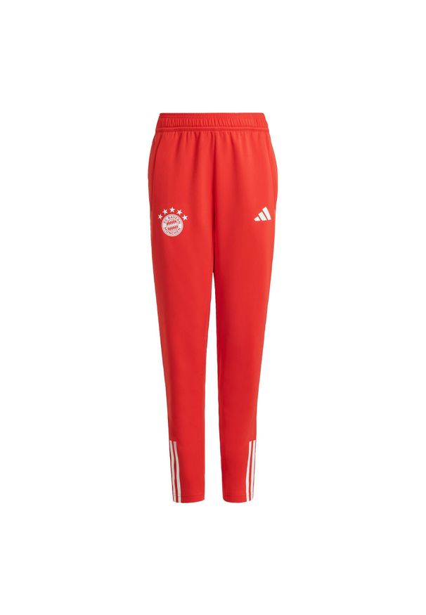 Adidas - Spodnie FC Bayern Tiro 23 Training Kids. Kolor: czerwony, biały, wielokolorowy. Materiał: dresówka, materiał. Sport: piłka nożna