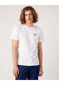 Wrangler - WRANGLER SIGN OFF TEE MĘSKI T-SHIRT KOSZULKA LOGO NADRUK WHITE W70MD3989. Wzór: nadruk