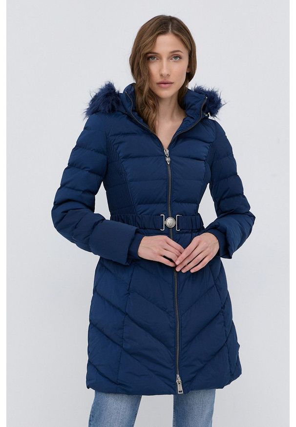 Guess Kurtka puchowa damska przejściowa. Okazja: na co dzień. Kolor: niebieski. Materiał: puch. Styl: casual