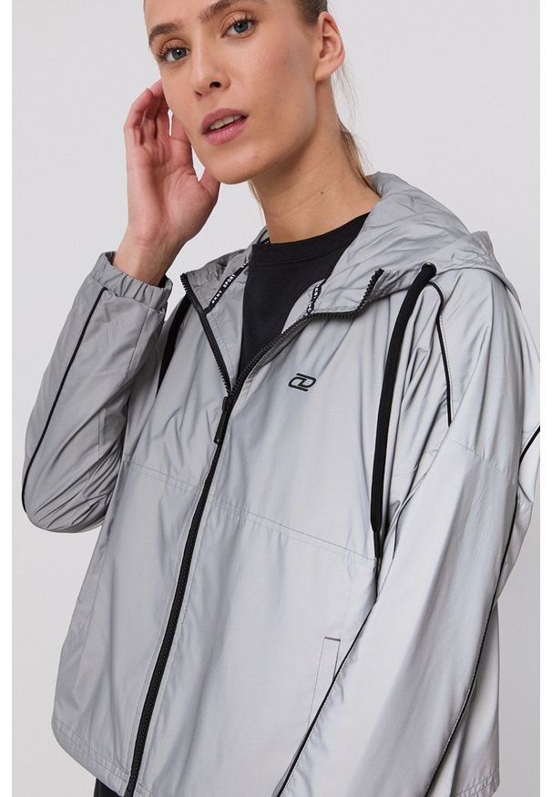 DKNY - Dkny Kurtka damska kolor srebrny przejściowa. Kolor: srebrny