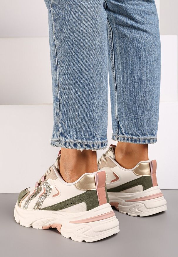 Born2be - Beżowo-Zielone Sneakersy na Grubej Podeszwie z Brokatowymi Wstawkami Sairiel. Okazja: na co dzień. Kolor: beżowy. Materiał: bawełna, jeans. Sezon: lato, wiosna