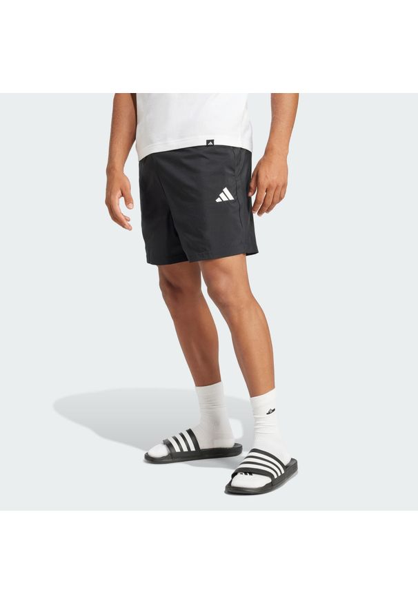 Adidas - Szorty Essentials Small Logo Chelsea. Kolor: biały, wielokolorowy, czarny. Materiał: materiał