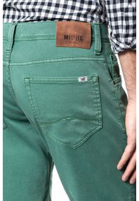 Mustang - SPODENKI MUSTANG Chicago Shorts Z Frosty Spruce 1009596 6398. Materiał: materiał #6