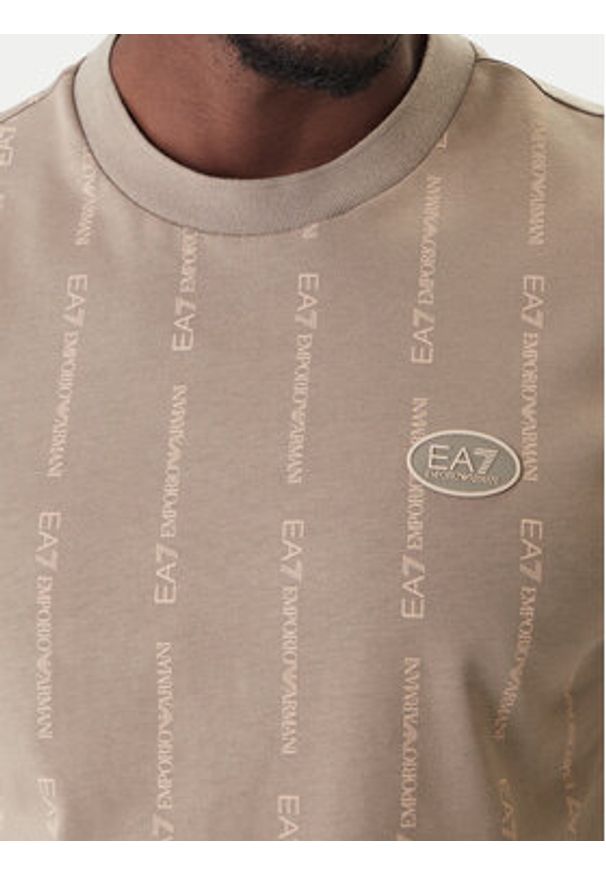 EA7 Emporio Armani T-Shirt 7M001391 AF12874 F1030 Beżowy Regular Fit. Kolor: beżowy. Materiał: bawełna