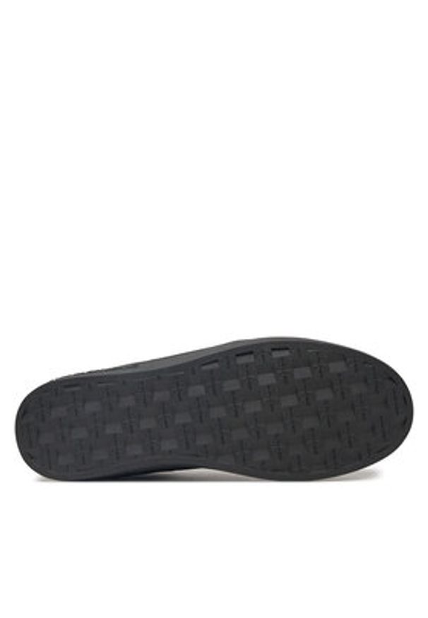 Calvin Klein Jeans Sneakersy YM0YM01256 Czarny. Kolor: czarny. Materiał: skóra, nubuk