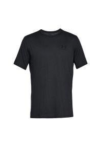 Under Armour - Left Chest Logo T-Shirt 001. Kolor: czarny. Długość rękawa: krótki rękaw. Długość: krótkie