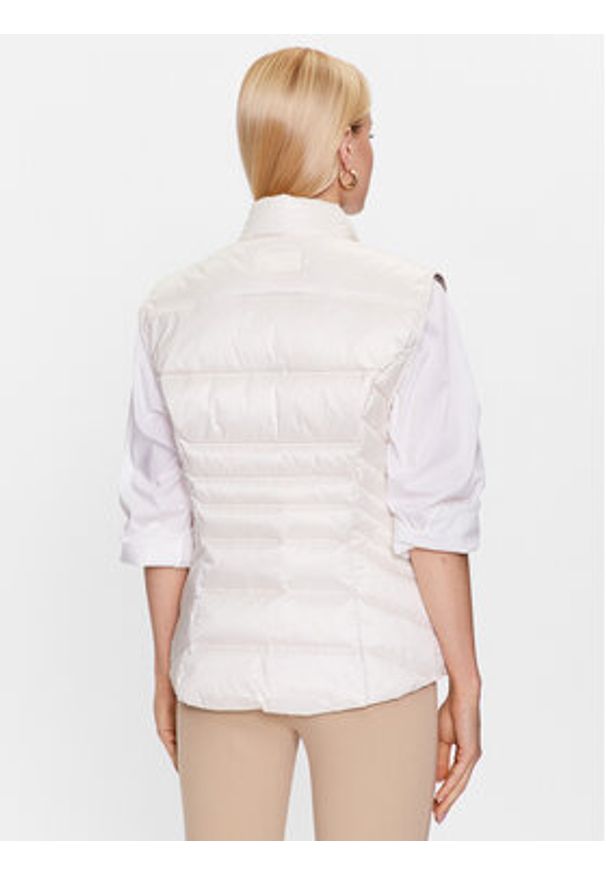 Guess Bezrękawnik Ginger W3RN53 WF5C2 Biały Slim Fit. Kolor: biały. Materiał: syntetyk. Długość rękawa: bez rękawów