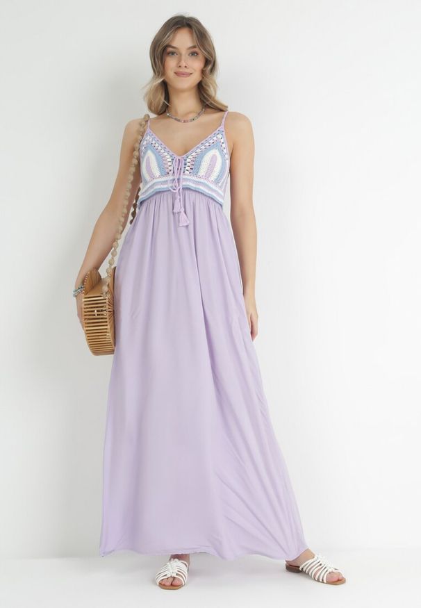 Born2be - Fioletowa Sukienka Wing In. Kolor: fioletowy. Materiał: bawełna. Długość rękawa: na ramiączkach. Wzór: aplikacja. Sezon: lato. Długość: maxi