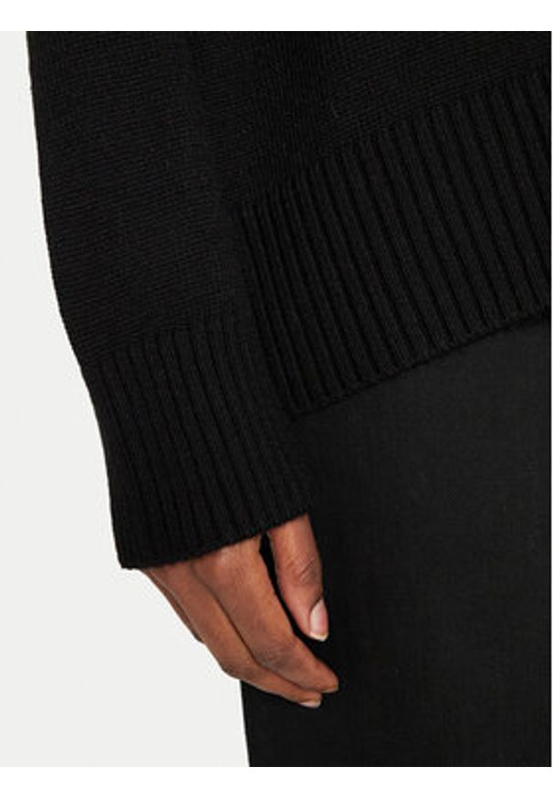 Just Cavalli Golf 77PAFM22 Czarny Regular Fit. Typ kołnierza: golf. Kolor: czarny. Materiał: wełna, syntetyk