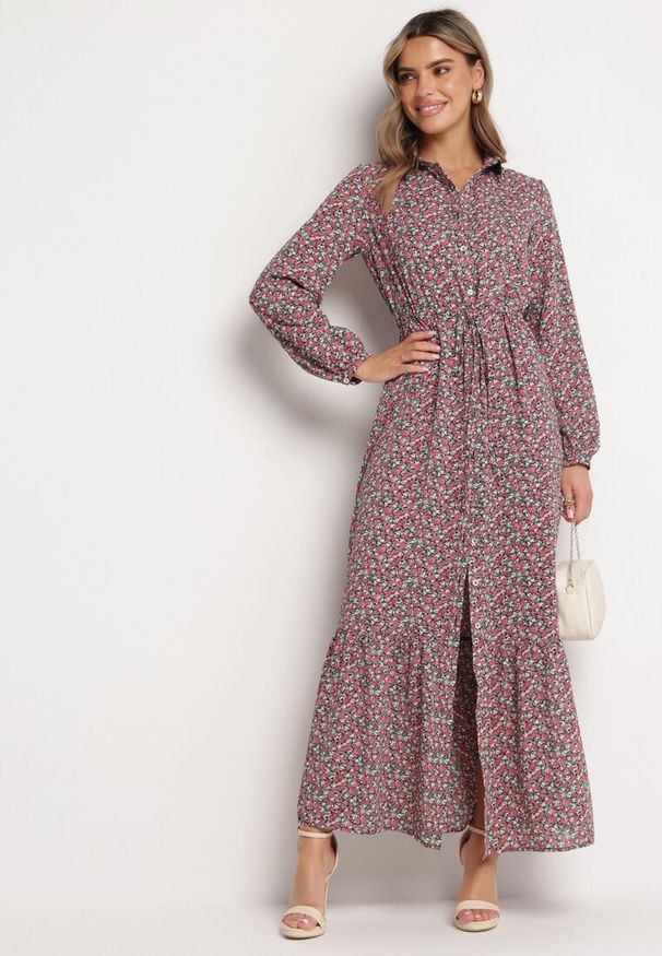 Born2be - Czarno-Czerwona Sukienka Hesolis. Kolor: czarny. Wzór: kwiaty, nadruk, aplikacja. Typ sukienki: koszulowe. Styl: klasyczny. Długość: maxi