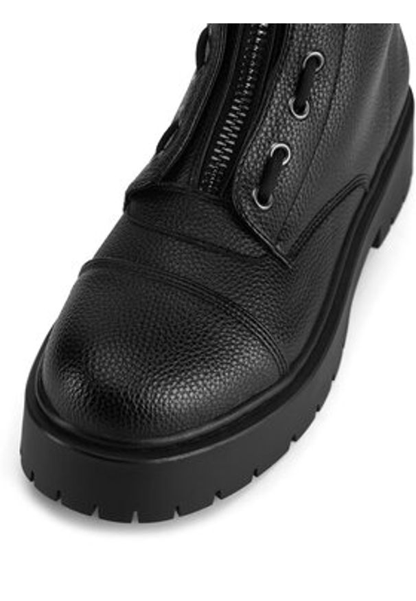 DeeZee Botki HY13123-18A Czarny. Kolor: czarny. Materiał: skóra