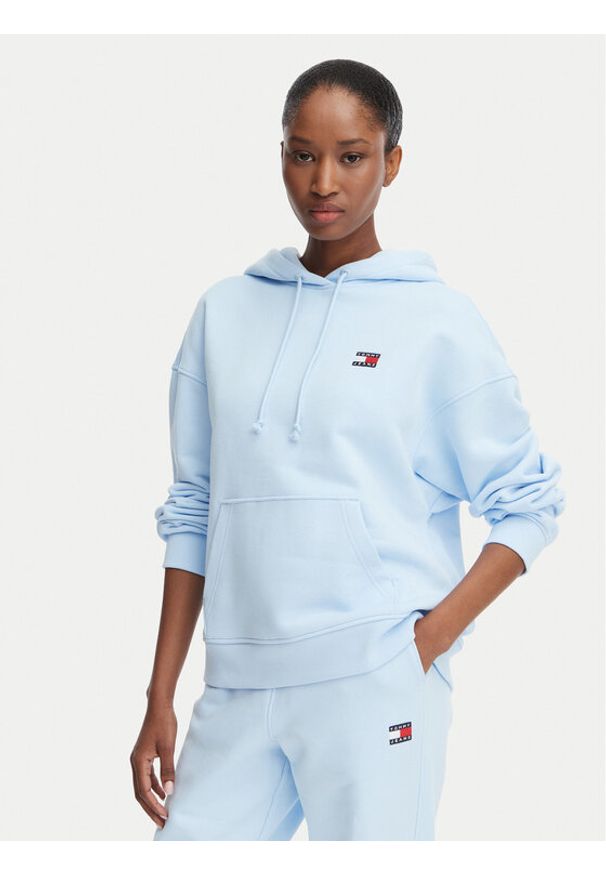 Tommy Jeans Bluza DW0DW19414 Niebieski jasny Regular Fit. Kolor: niebieski. Materiał: bawełna