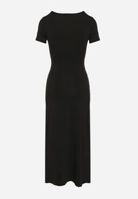 Born2be - Czarna Sukienka o Dopasowanym Fasonie z Lekkimi Marszczeniami Aporea. Okazja: na co dzień. Kolor: czarny. Długość rękawa: krótki rękaw. Sezon: wiosna, lato. Typ sukienki: sportowe, dopasowane. Styl: sportowy, casual, elegancki #7