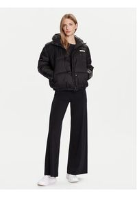 EA7 Emporio Armani Kurtka zimowa 7W000681 AF16413 UC001 Czarny Relaxed Fit. Kolor: czarny. Materiał: syntetyk. Sezon: zima