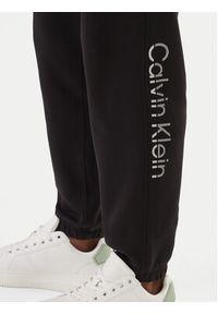 Calvin Klein Spodnie dresowe Eu Sportswear Graphic LV04LF236G Czarny Regular Fit. Kolor: czarny. Materiał: bawełna #2