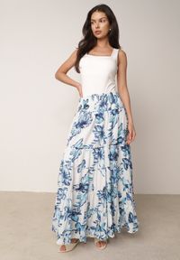Born2be - Niebieska Bawełniana Spódnica Boho w Kwiaty z Przeszyciami w Stylu Falban Kairith. Okazja: na co dzień, na randkę. Kolor: niebieski. Materiał: bawełna. Długość: długie. Wzór: kwiaty. Sezon: lato. Styl: boho #6