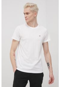 Tommy Jeans T-shirt bawełniany (2-pack) kolor biały gładki. Okazja: na co dzień. Kolor: biały. Materiał: bawełna. Wzór: gładki. Styl: casual
