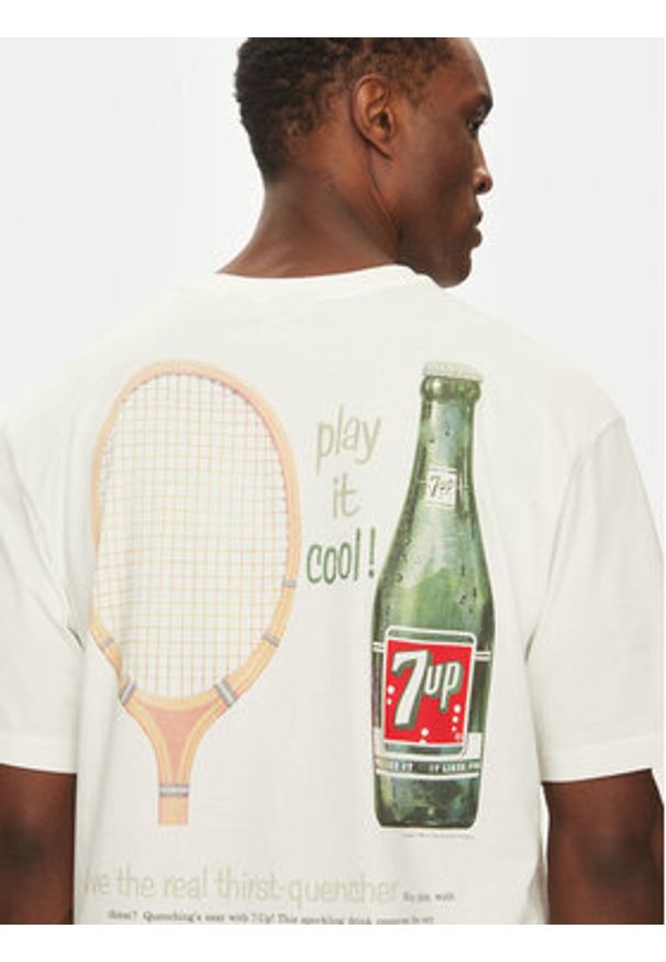 Only & Sons T-Shirt 7Up 22033847 Biały Relaxed Fit. Kolor: biały. Materiał: bawełna