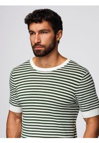Ombre Clothing - Męski dzianinowy t-shirt w marynarskie paski z ażurowym splotem – oliwkowo-biały V3 - Rozmiar: L. Okazja: na spacer. Kolor: oliwkowy. Materiał: dzianina. Długość: krótkie. Wzór: ze splotem, ażurowy, paski. Sezon: lato. Styl: elegancki #6