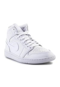 Buty do chodzenia męskie Nike Air Jordan 1 Mid. Zapięcie: sznurówki. Kolor: biały. Materiał: materiał, skóra, syntetyk. Szerokość cholewki: normalna. Model: Nike Air Jordan. Sport: turystyka piesza