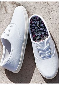 bonprix - Sneakersy z bawełnianego płótna. Kolor: biały. Materiał: bawełna. Sezon: lato #2