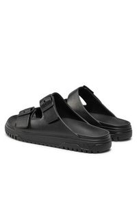 Armani Exchange Klapki XDP043 XV821 00002 Czarny. Kolor: czarny. Materiał: skóra