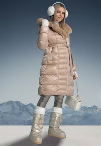 Born2be - Beżowa Pikowana Kurtka za Kolano z Ozdobnym Futerkiem Velveti. Kolor: beżowy. Materiał: futro. Wzór: aplikacja #5