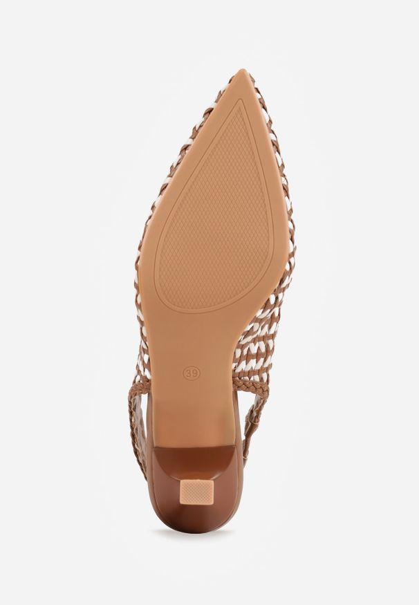 Renee - Brązowe Plecione Czółenka Slingback na Szpilce z Ażurową Cholewką Hibiscae. Okazja: na co dzień. Kolor: brązowy. Materiał: jeans. Szerokość cholewki: normalna. Wzór: ażurowy. Sezon: wiosna. Obcas: na szpilce. Styl: elegancki, casual, wizytowy