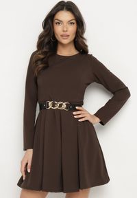 Born2be - Brązowa Elegancka Sukienka o Rozkloszowanym Kroju Temitonia. Kolor: brązowy. Długość rękawa: długi rękaw. Styl: elegancki #7