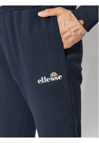 Ellesse Spodnie dresowe Granite Jog SHK12643 Granatowy Regular Fit. Kolor: niebieski. Materiał: bawełna, dresówka. Sport: joga i pilates #5