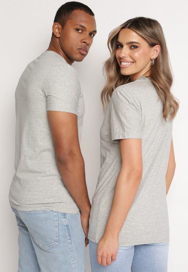 Born2be - Szara Koszulka Bawełniana o Klasycznym Kroju Xloette. Okazja: na co dzień, na spacer. Kolor: szary. Materiał: bawełna. Styl: klasyczny