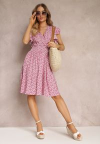 Renee - Różowa Sukienka Mini z Gumką w Talii z Wiskozy Jensa. Kolor: różowy. Materiał: wiskoza. Styl: wakacyjny. Długość: mini