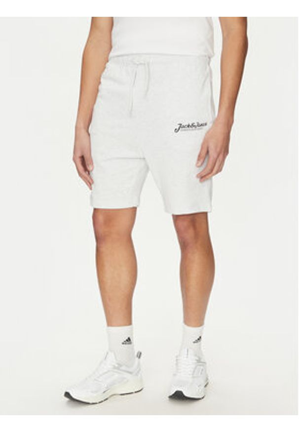 Jack & Jones Komplet t-shirt i szorty sportowe Beau 12277466 Biały Relaxed Fit. Kolor: biały. Materiał: bawełna. Styl: sportowy