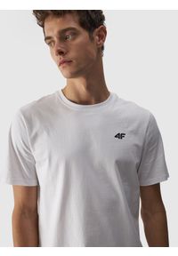 4f - 4F T-shirt regular gładki męski - biały XXL. Okazja: na co dzień. Kolor: biały. Materiał: dzianina, jersey, bawełna. Długość rękawa: krótki rękaw. Długość: krótkie. Wzór: gładki. Styl: sportowy, klasyczny, casual