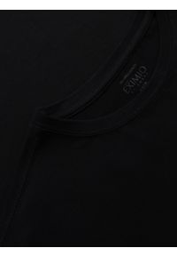 Ombre Clothing - Longsleeve męski SLIM FIT z elastanem i printem – czarny V1. Okazja: na co dzień. Kolor: czarny. Materiał: elastan. Długość rękawa: długi rękaw. Wzór: nadruk. Styl: casual