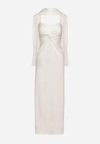 Born2be - Biała Taliowana Sukienka Ozdobiona Szalem i Marszczeniem Melovea. Okazja: na co dzień. Kolor: biały. Materiał: skóra. Długość rękawa: na ramiączkach. Wzór: aplikacja. Styl: casual, elegancki #4