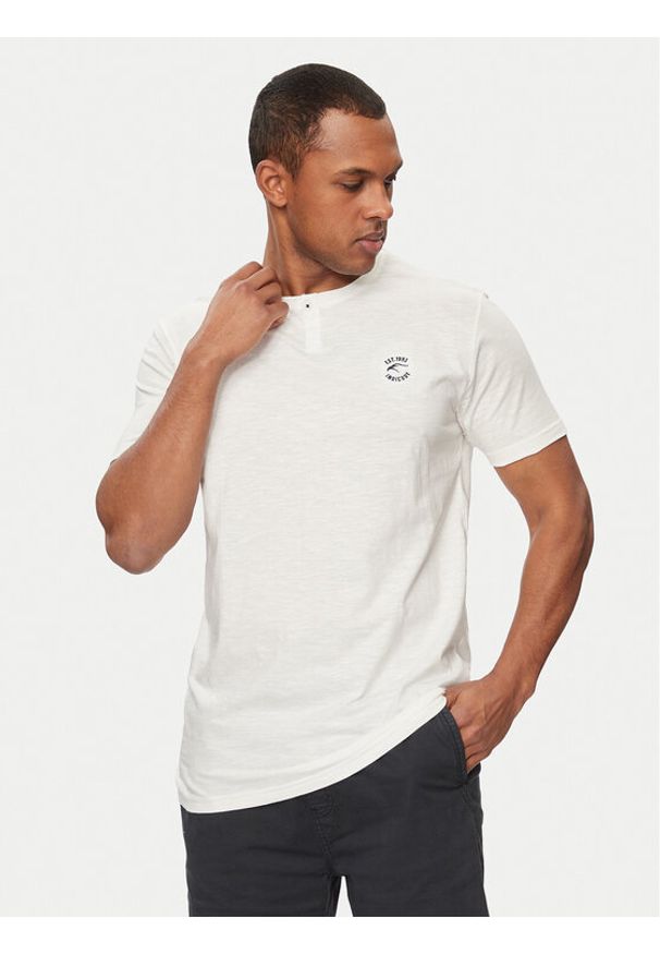INDICODE T-Shirt Lunnin 41-040 Biały Regular Fit. Kolor: biały. Materiał: bawełna