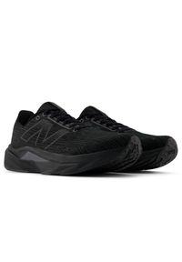 Buty męskie New Balance FuelCell Propel v5 MFCPRLK5 – czarne. Okazja: na co dzień. Kolor: czarny. Materiał: guma, materiał, syntetyk. Szerokość cholewki: normalna. Sport: bieganie, fitness #6