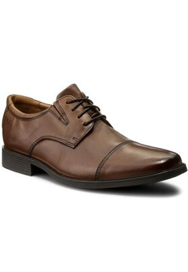 Clarks Półbuty Tilden Cap 261300967 Brązowy. Kolor: brązowy. Materiał: skóra