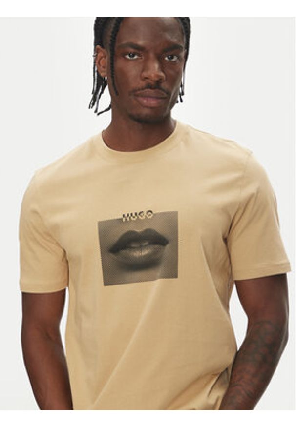Hugo - HUGO T-Shirt Deterni 50544496 Beżowy Regular Fit. Kolor: beżowy. Materiał: bawełna