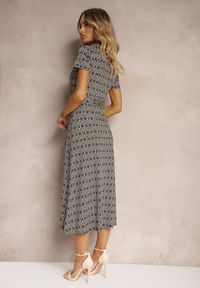 Renee - Czarna Koszulowa Sukienka w Geometryczny Wzór Zapinana na Guziki Xarrah. Kolor: czarny. Materiał: tkanina. Wzór: geometria. Sezon: lato. Typ sukienki: koszulowe