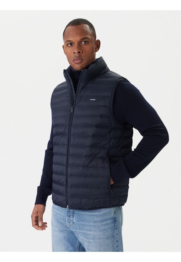 Calvin Klein Kamizelka LV04LC509G Granatowy Regular Fit. Kolor: niebieski. Materiał: syntetyk