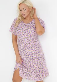 Born2be - Fioletowa Pudełkowa Sukienka w Kwiaty z Falbanką Temrance. Kolor: fioletowy. Wzór: kwiaty #4