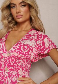 Renee - Różowa Maxi Sukienka Rozkloszowana z Kopertowym Dekoltem w Kwiatowy Wzór Leivori. Kolor: różowy. Wzór: kwiaty. Sezon: lato. Typ sukienki: kopertowe. Długość: maxi #5