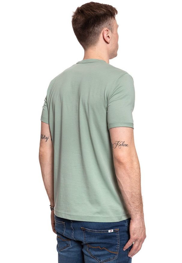 Mustang - T-SHIRT MĘSKI MUSTANG ALEX C PRINT 1009912 6461. Wzór: nadruk