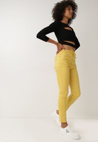Born2be - Żółte Spodnie Push-Up Melwyn. Stan: podwyższony. Kolor: żółty. Długość: długie #3